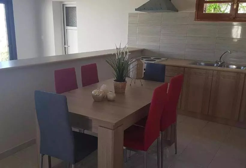 호텔 Chrissomallis