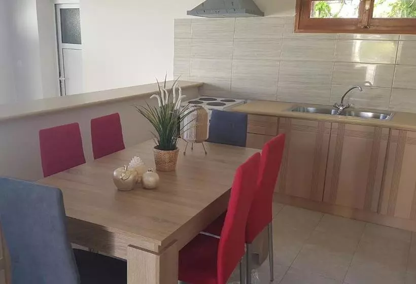 호텔 Chrissomallis