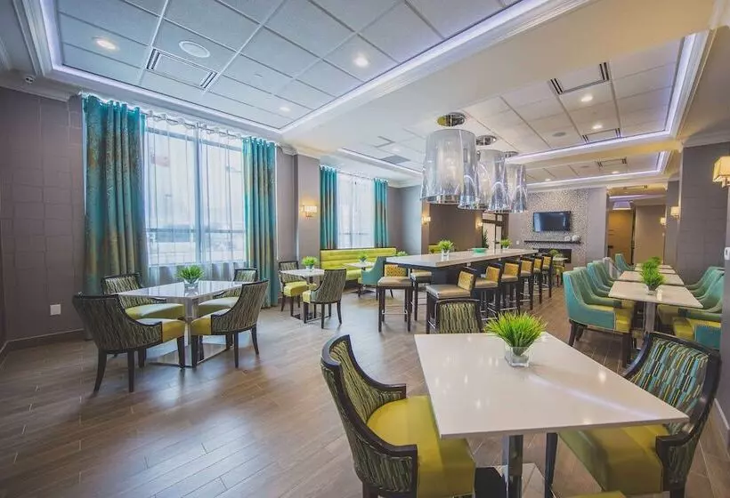 호텔 Hampton Inn & Suites By Hilton Bolton