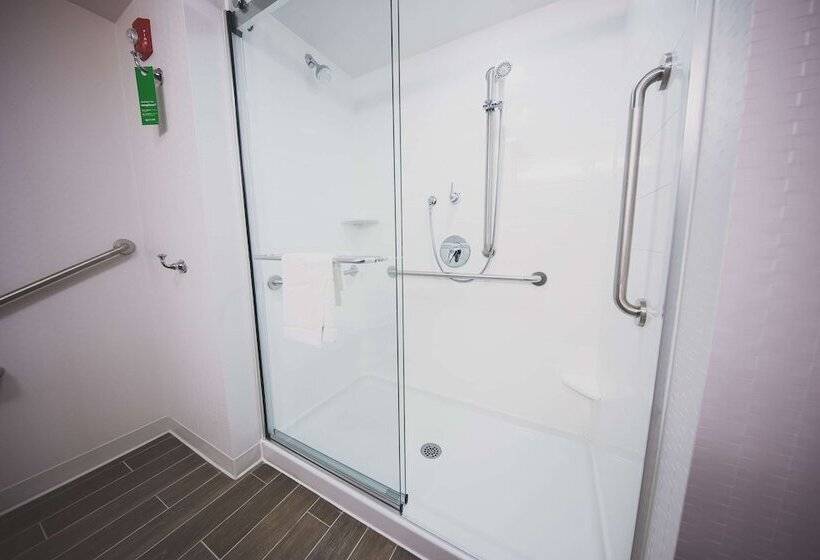 בית מלון כפרי Hampton Inn & Suites By Hilton Bolton