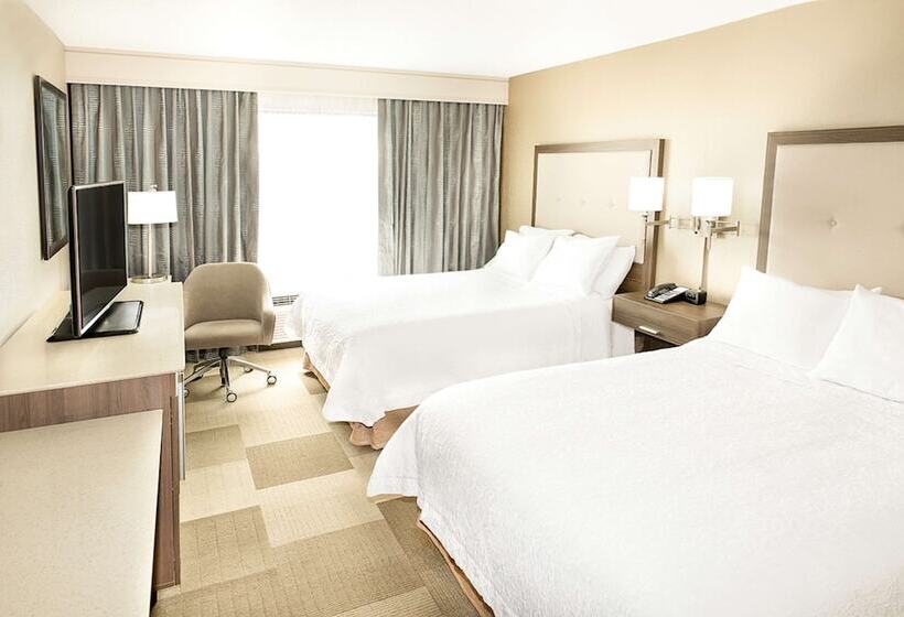 בית מלון כפרי Hampton Inn & Suites By Hilton Bolton