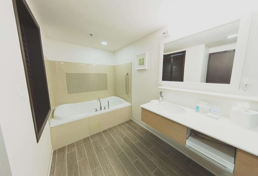 בית מלון כפרי Hampton Inn & Suites By Hilton Bolton