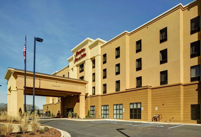 Отель Hampton Inn & Suites Columbus