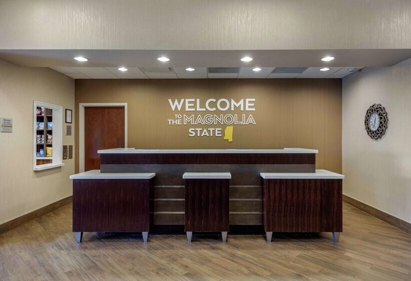Отель Hampton Inn & Suites Columbus