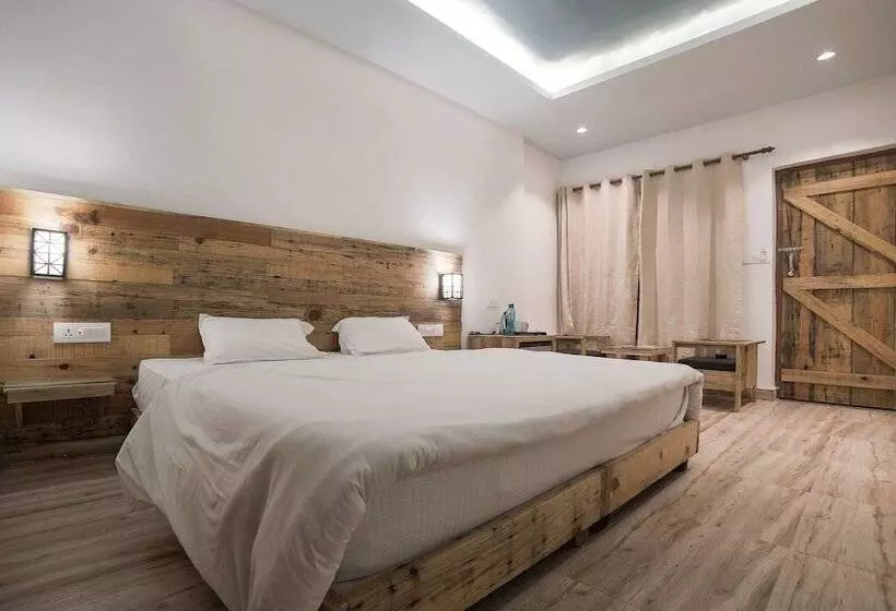 ホテル Hill Top Swiss Cottage