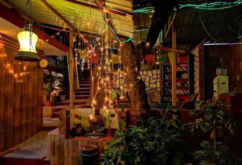 ホテル Hill Top Swiss Cottage