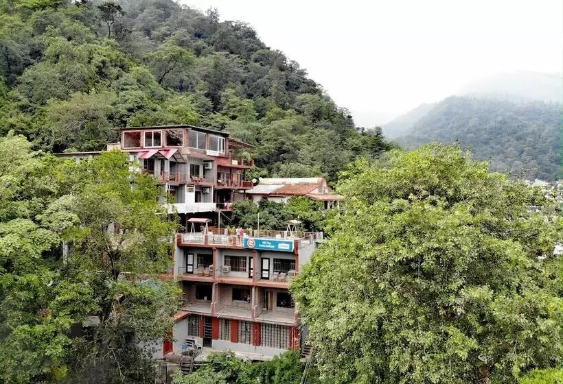 ホテル Hill Top Swiss Cottage