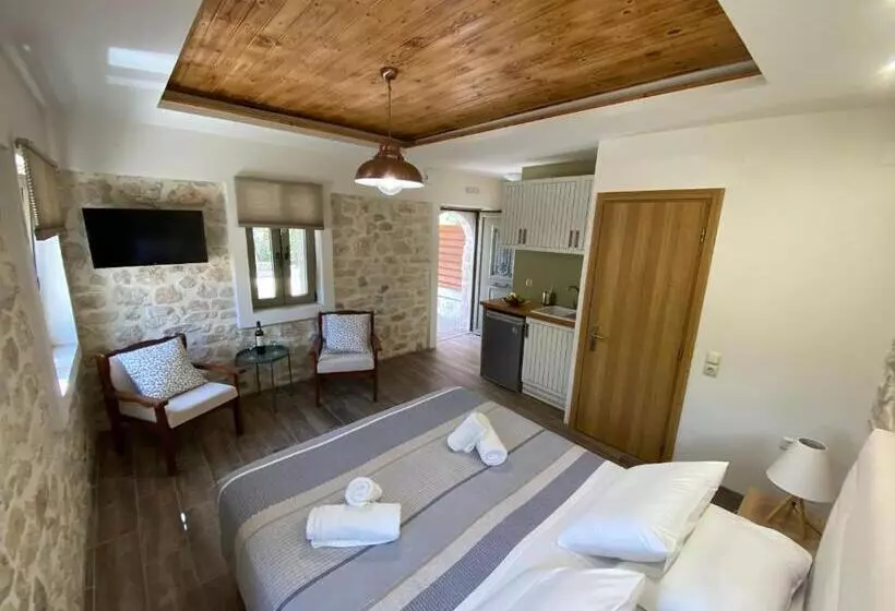 Hotel Mikros Paradisos