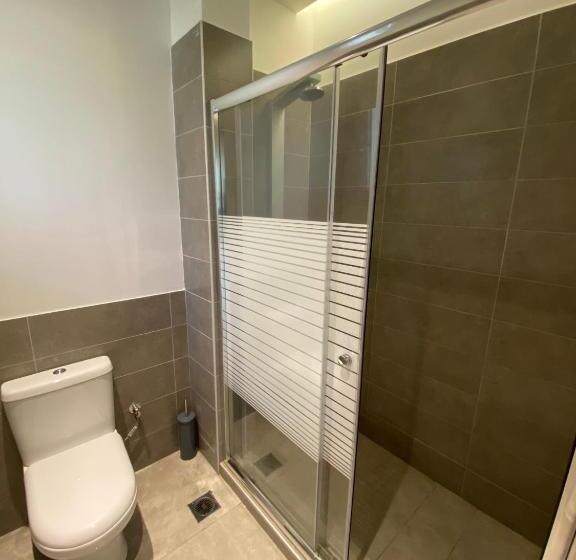 Отель Mikros Paradisos