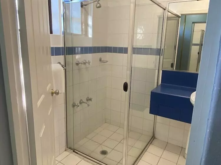 Отель Old Maitland Inn