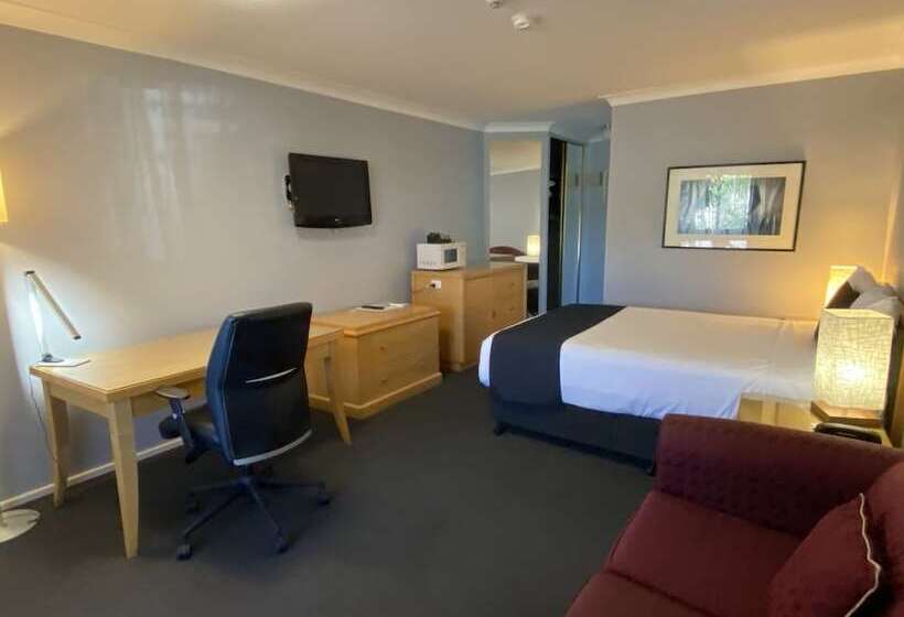 فندق Old Maitland Inn