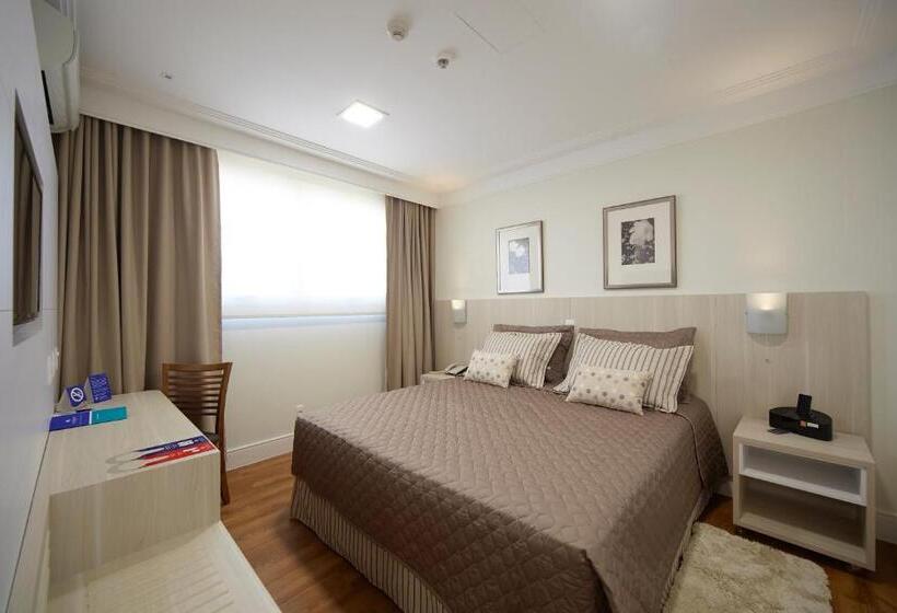 ホテル Porto Feliz Executive