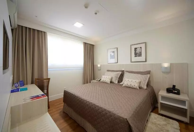 酒店 Porto Feliz Executive