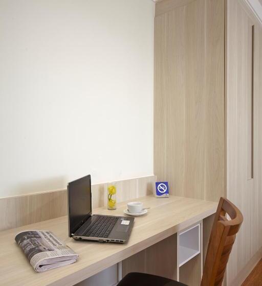 ホテル Porto Feliz Executive