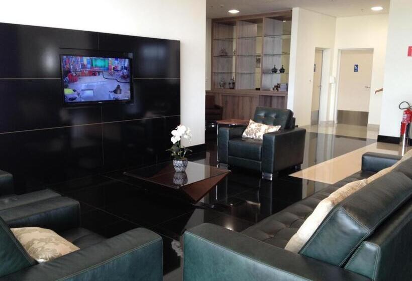 ホテル Porto Feliz Executive