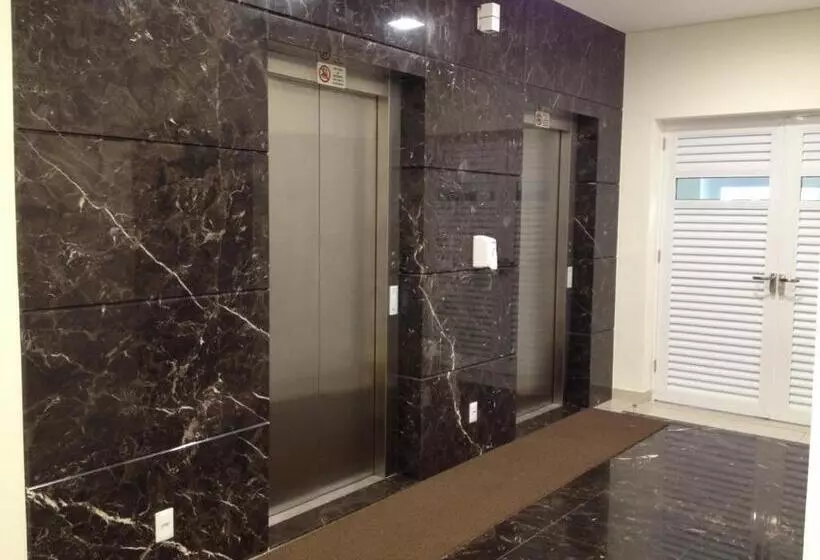 酒店 Porto Feliz Executive