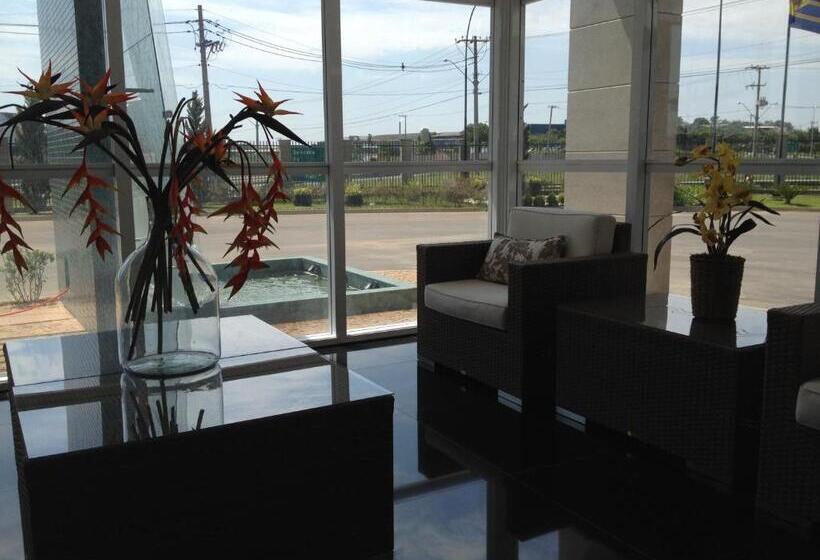 ホテル Porto Feliz Executive