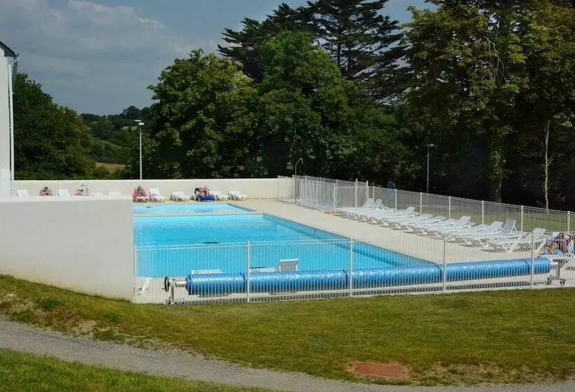 هتل Résidence Nemea Le Domaine De La Baie