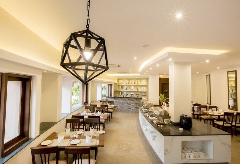 Hotell Sarovar Portico Lonavala