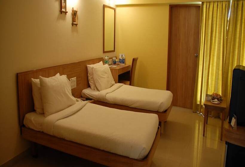 Hotell Sarovar Portico Lonavala