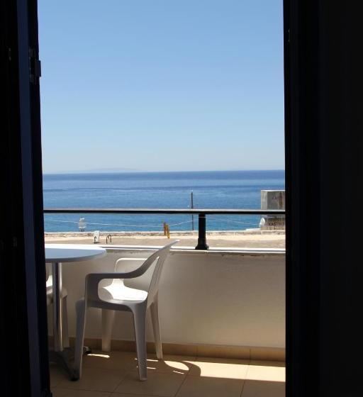 בית מלון כפרי Stavris