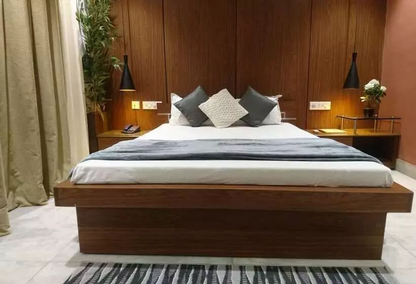 Hotel Tatvam Residency