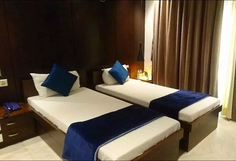 Hotel Tatvam Residency