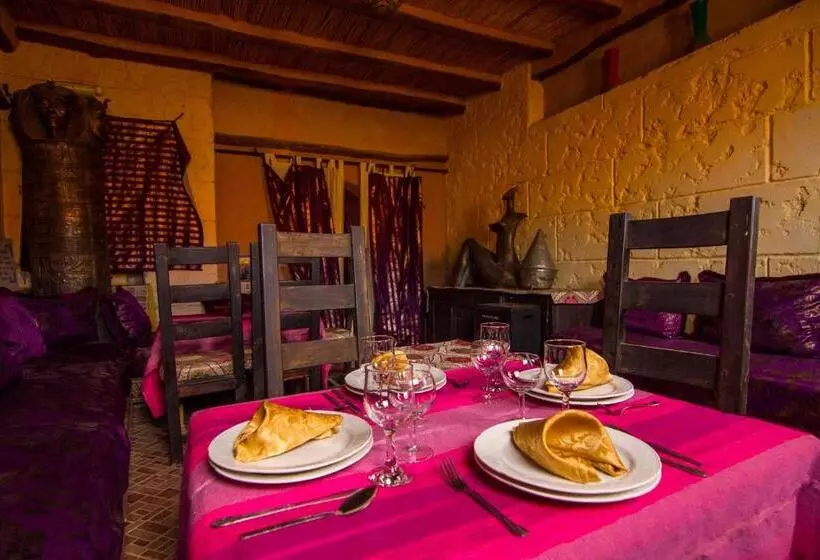 פנסיון Rose Noire