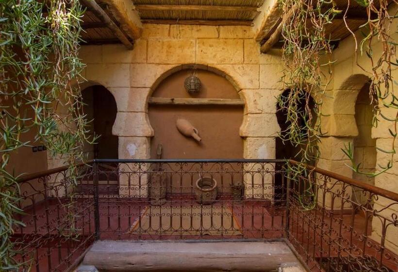 פנסיון Rose Noire