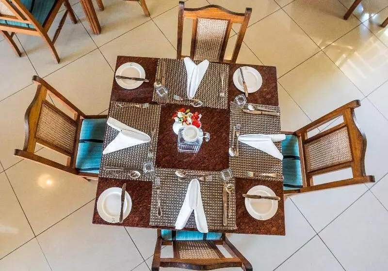 Prideinn Hotel Diani