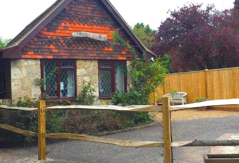 Tovey Lodge