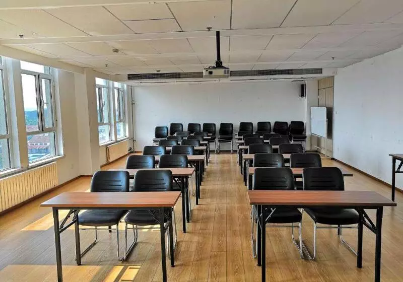 Hotelli Hanting Express Qingdao Development Zone Dongjiakou Port Branch