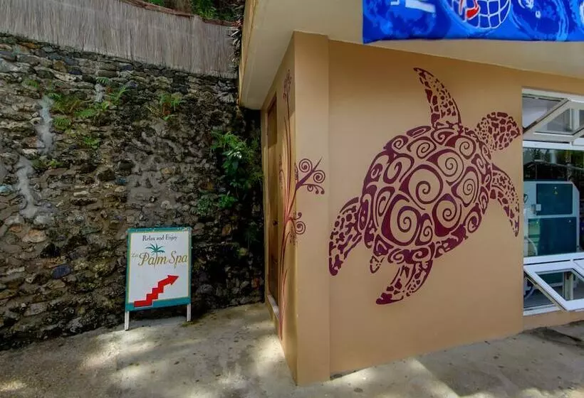 El Galleon Beach Resort