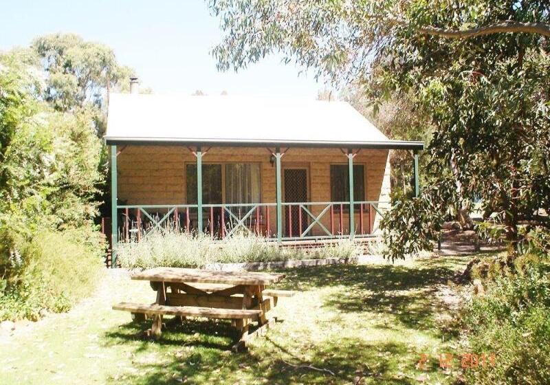 Grampians View Cottages And Units