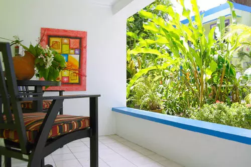 هتل Castle Comfort Lodge