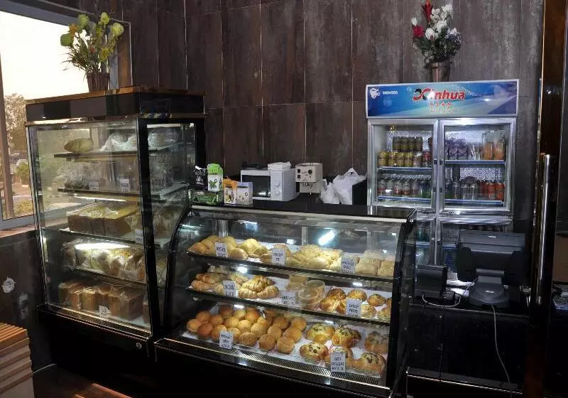 Chelsea Hotel Central Area