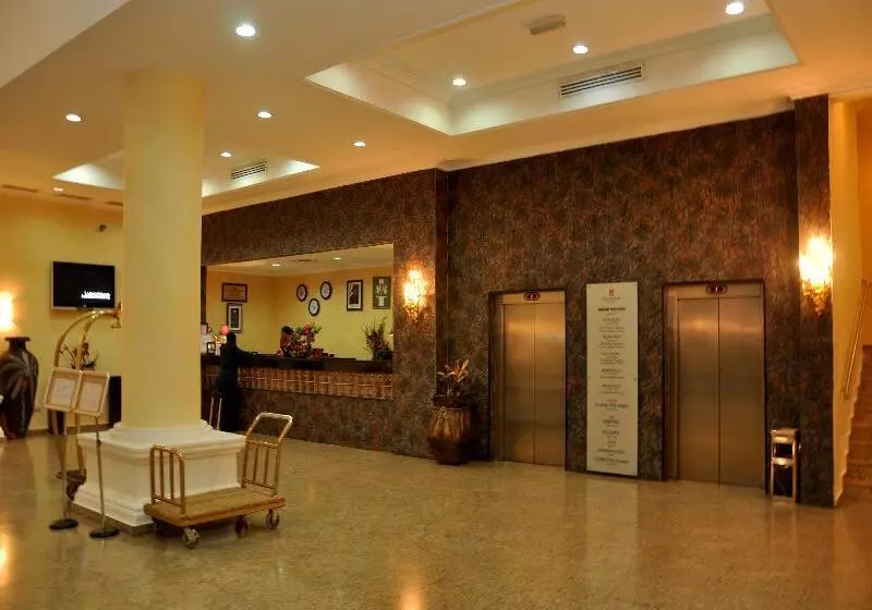 Chelsea Hotel Central Area