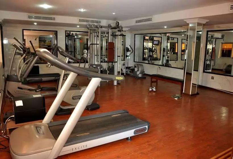 Chelsea Hotel Central Area