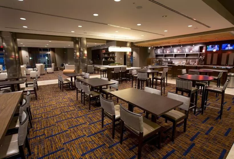 ホテル Courtyard By Marriott Starkville Msu At The Mill Conference Center