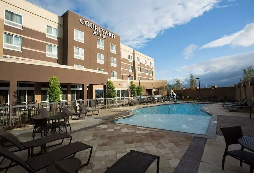 ホテル Courtyard By Marriott Starkville Msu At The Mill Conference Center