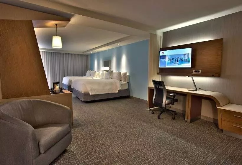 ホテル Courtyard By Marriott Starkville Msu At The Mill Conference Center