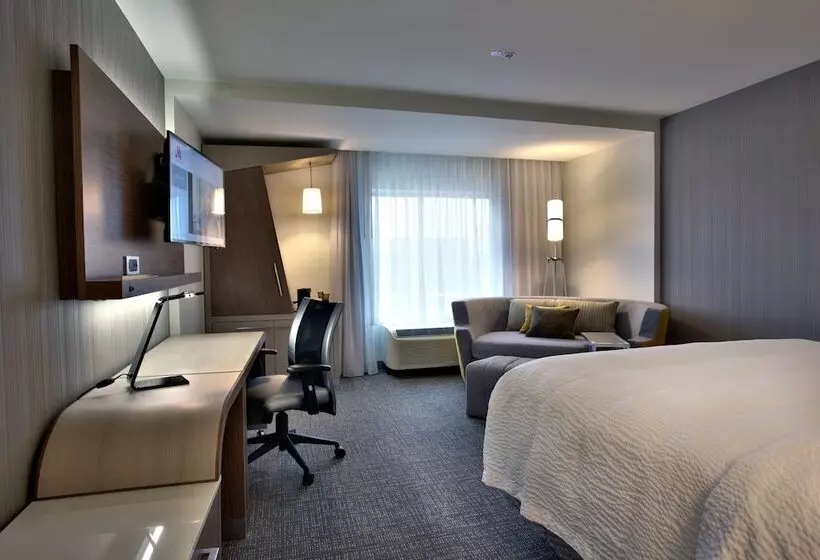 ホテル Courtyard By Marriott Starkville Msu At The Mill Conference Center