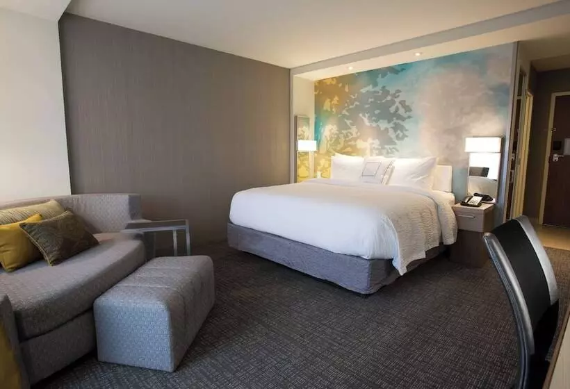 ホテル Courtyard By Marriott Starkville Msu At The Mill Conference Center