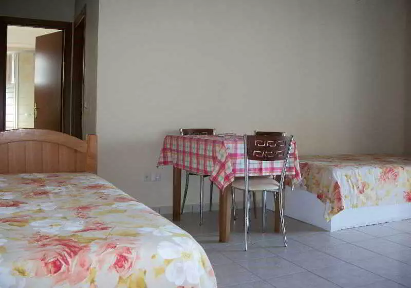 ホテル Dioni Studios & Apartments