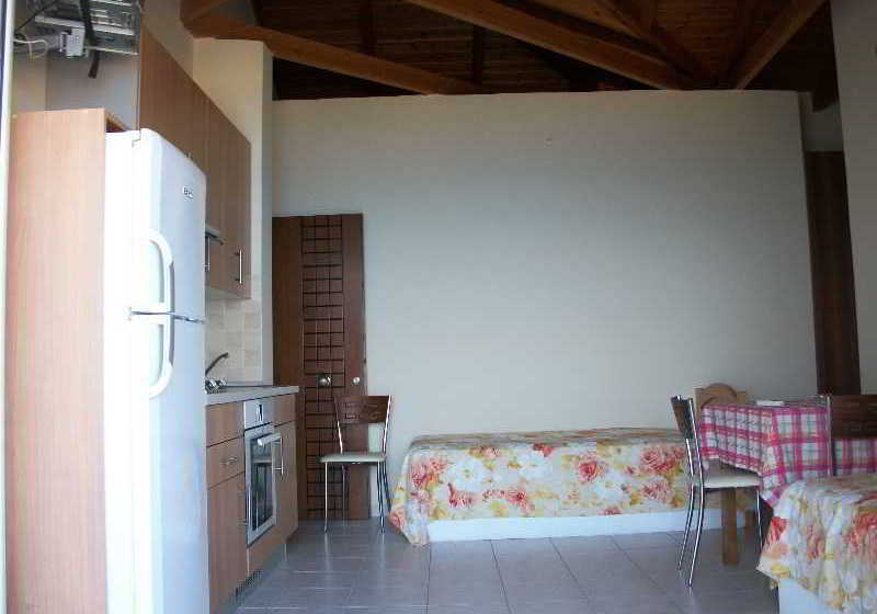 호텔 Dioni Studios & Apartments