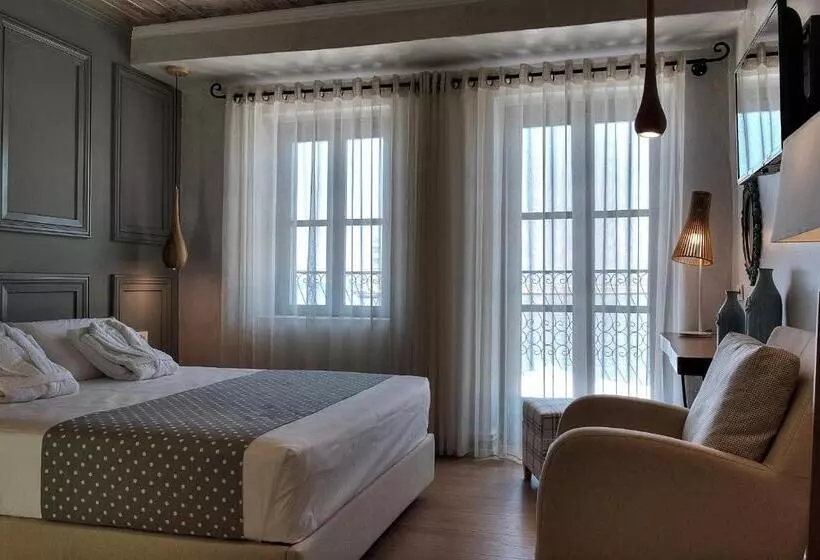 酒店 Elia Zampeliou