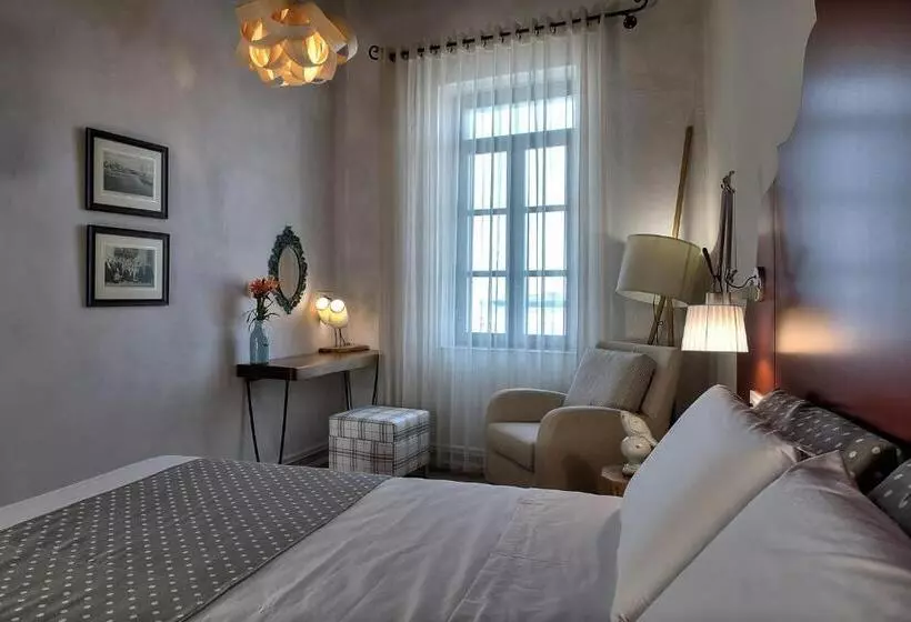 酒店 Elia Zampeliou