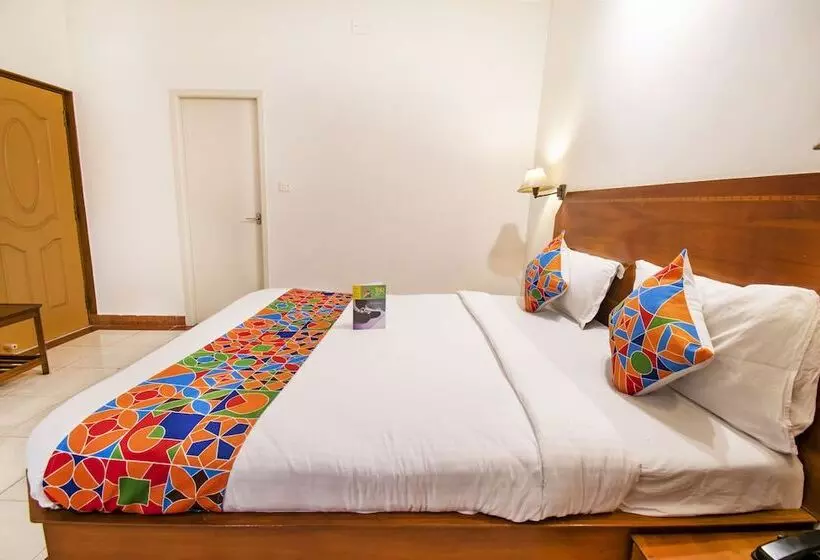 Fabhotel Metro Manor Central Station