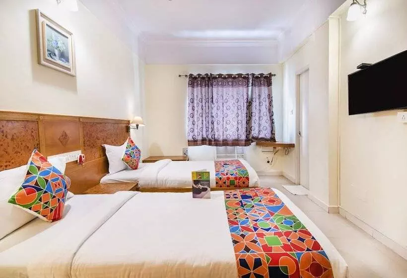 Fabhotel Metro Manor Central Station