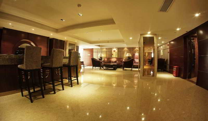 酒店 Poltton International Apartment